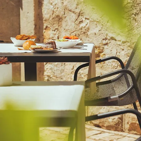 Boscarino Boutique & Ragusa